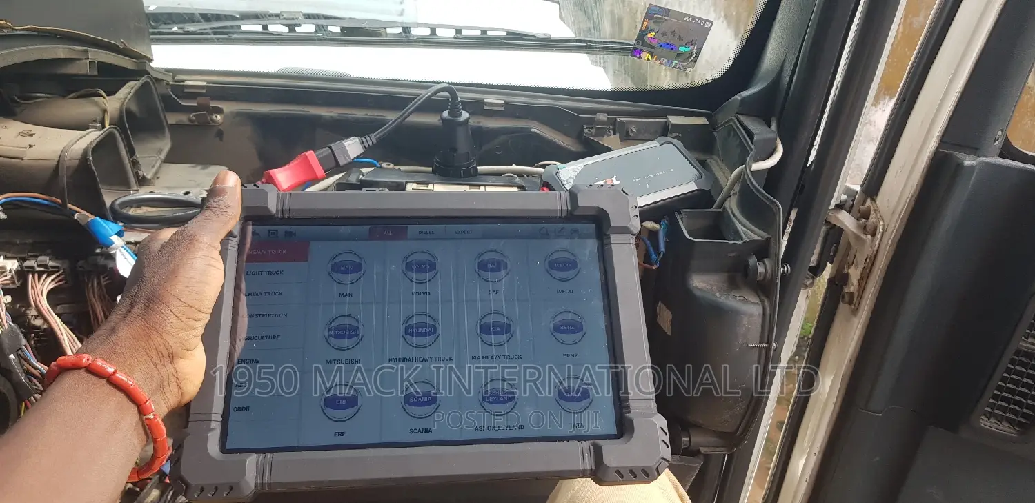 Actros/ MAN Mechanic (Computer Diagnostics) | Trailer Park