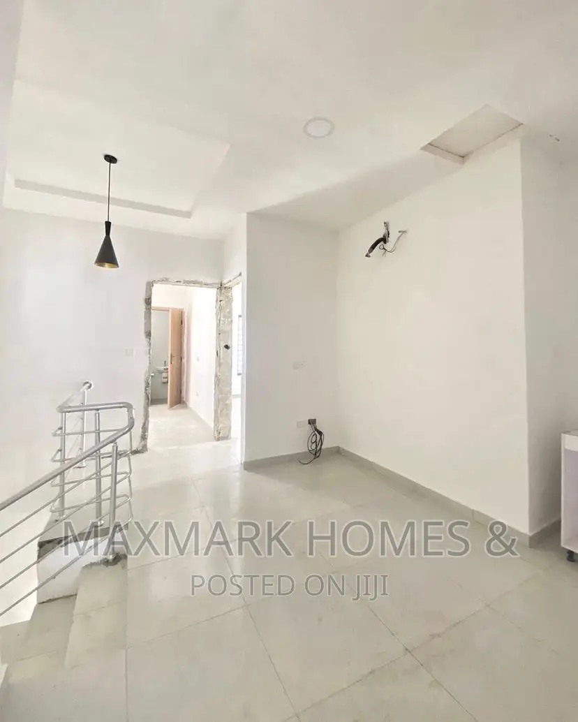 4bdrm Townhouse / Terrace in Vgc Extension, Lekki for rent