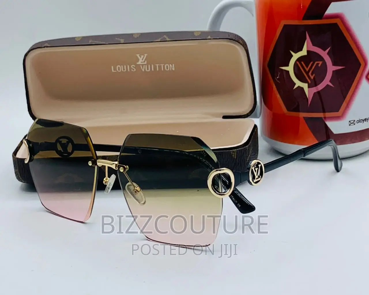 Original LOUIS VUITTON Sunglasses Available in Store
