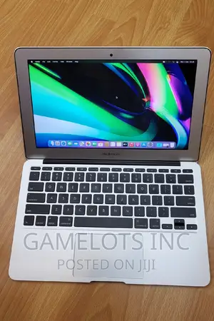 Laptop Apple MacBook Air 2015 4GB Intel Core I5 SSD 128GB