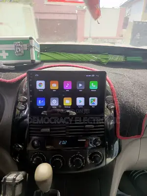 Sienna Android 2005/11 Model Wit GPS Navigation System (Map)