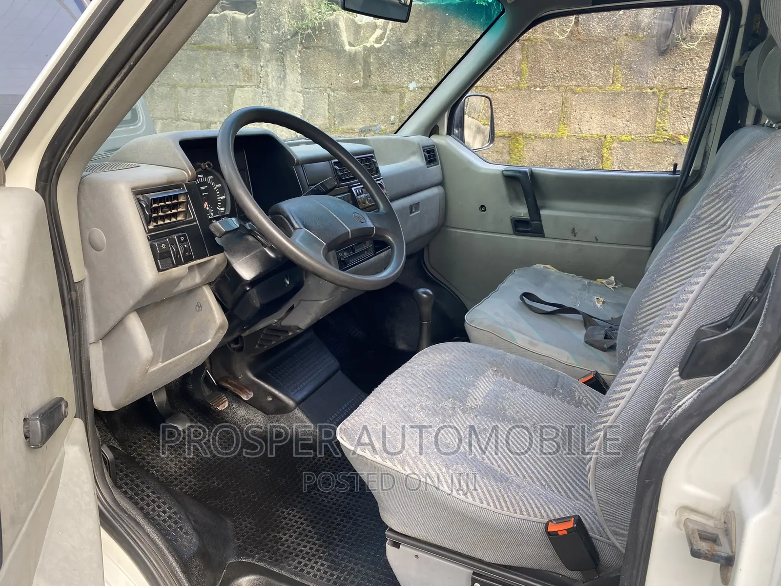 Volkswagen Transporter 2005 White