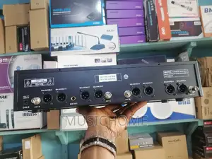 Digital Wireless Conference Microphone System 8in1 Set
