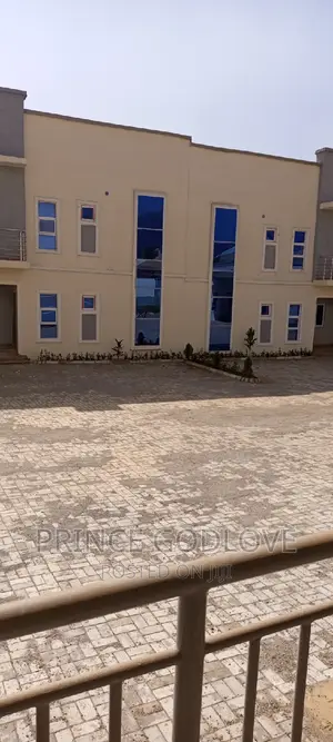 4bdrm Duplex in Dawaki for sale