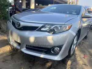 Toyota Camry 2012 Silver
