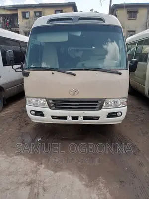 Toyota Coaster 2014 White