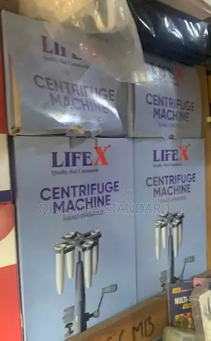 Manual Centrifuge Machine