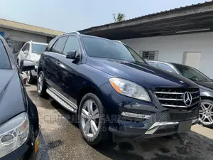 Mercedes-Benz M Class ML 350 BlueTEC 4Matic 2012 Blue