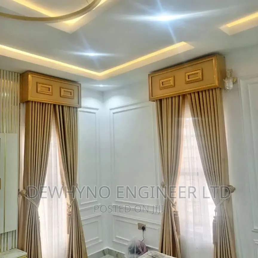 Royal Curtains