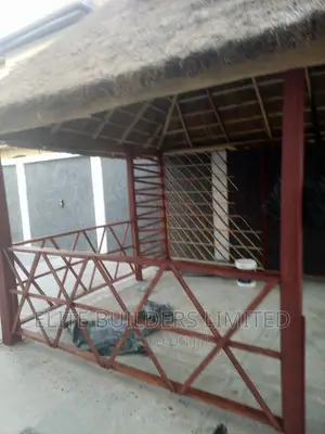 Quality Bush Bar Gazebo Hut in Lagos