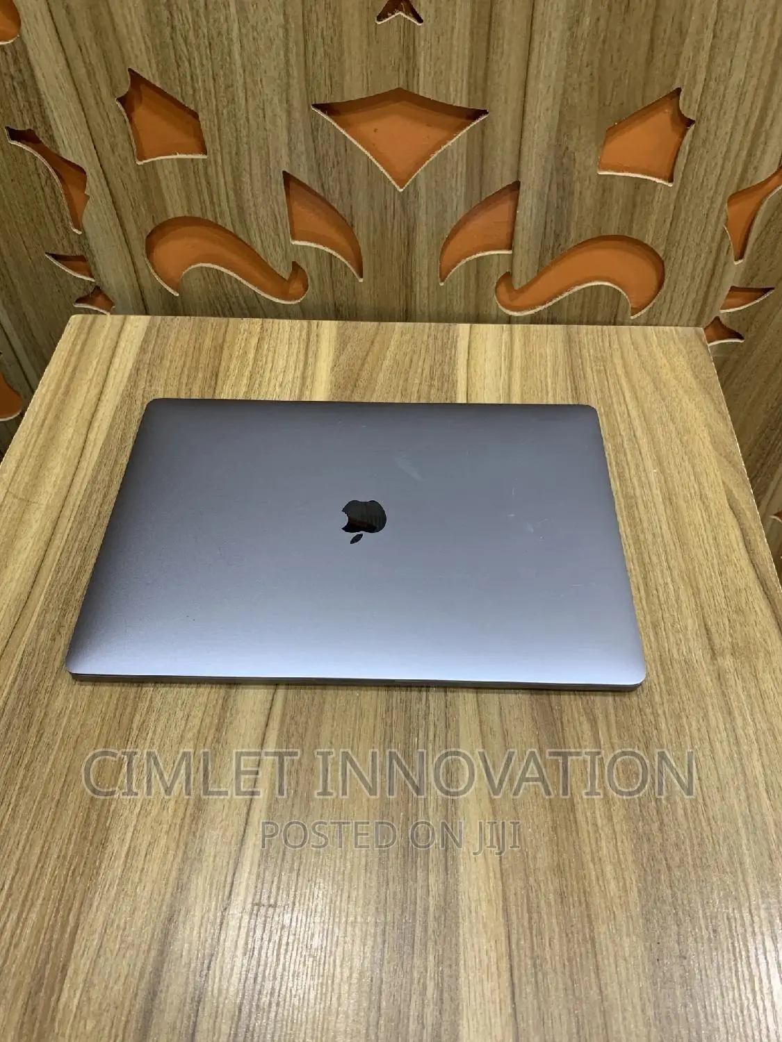 Laptop Apple MacBook 2018 16GB Intel Core I7 SSD 512GB