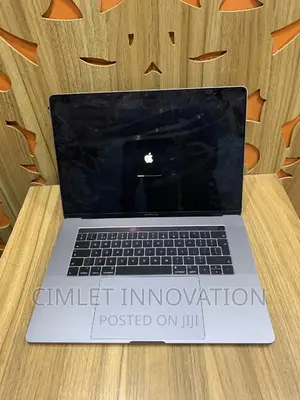 Laptop Apple MacBook 2018 16GB Intel Core I7 SSD 512GB