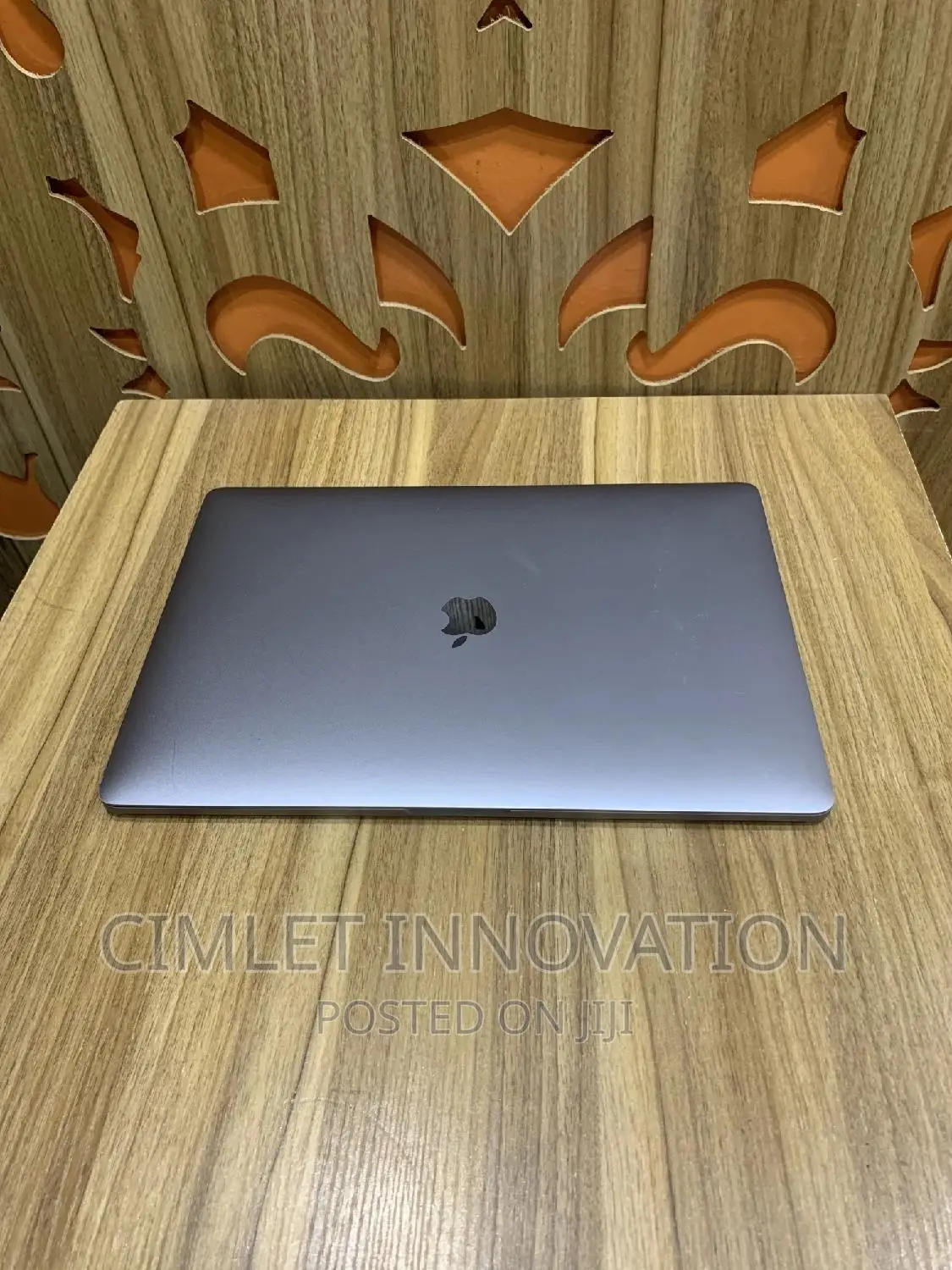 Laptop Apple MacBook 2018 16GB Intel Core I7 SSD 512GB