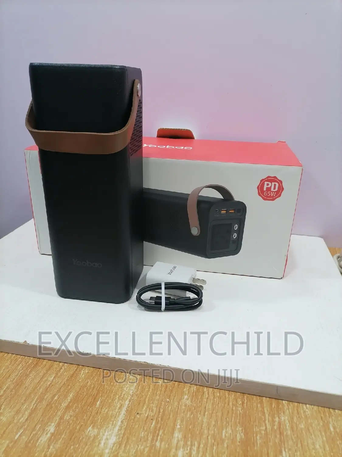 Yoobao EN200W Portable Power Station 52800mah