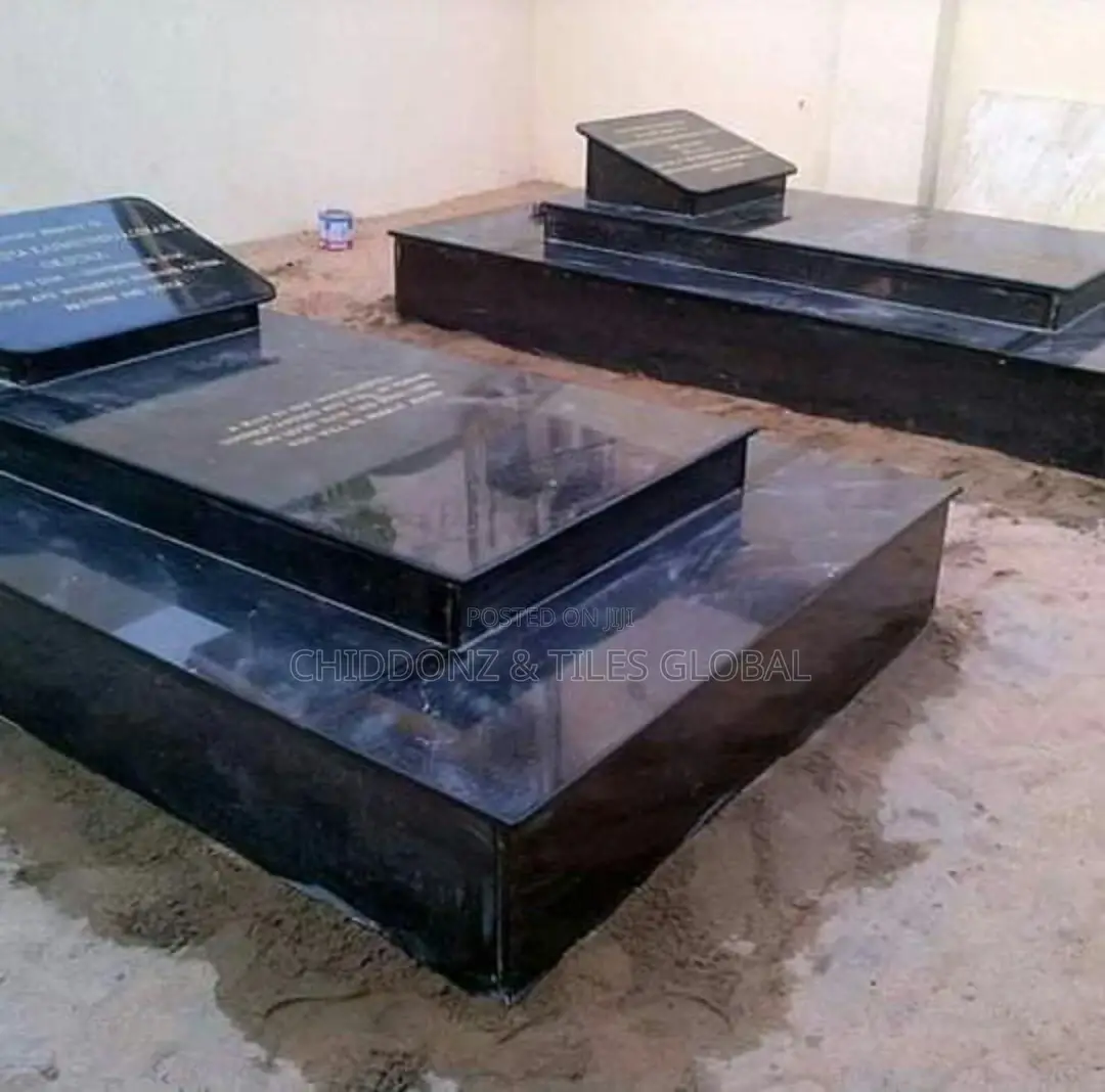 Marble Grave/Tomb