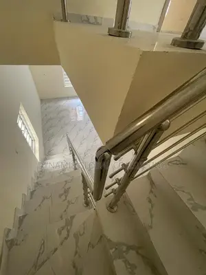 Furnished 4bdrm Duplex in Gateway Zone Estate, GRA Phase 1 for rent