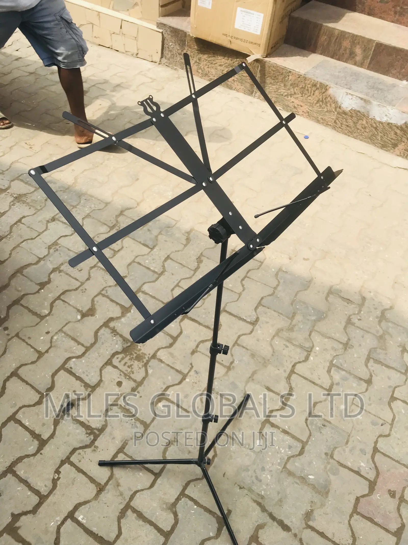 Professional Quality Music Stand