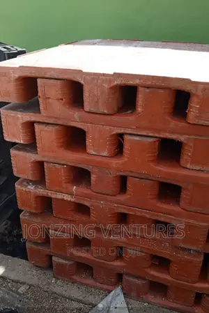 Heavy Duty Flat Surface Pallets
