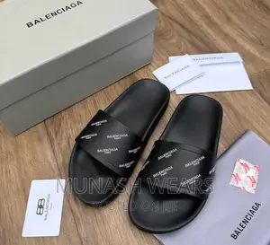 BALENCIAGA Luxury Slide