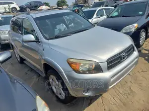 Toyota RAV4 2.0 VVT-i 2008 Silver