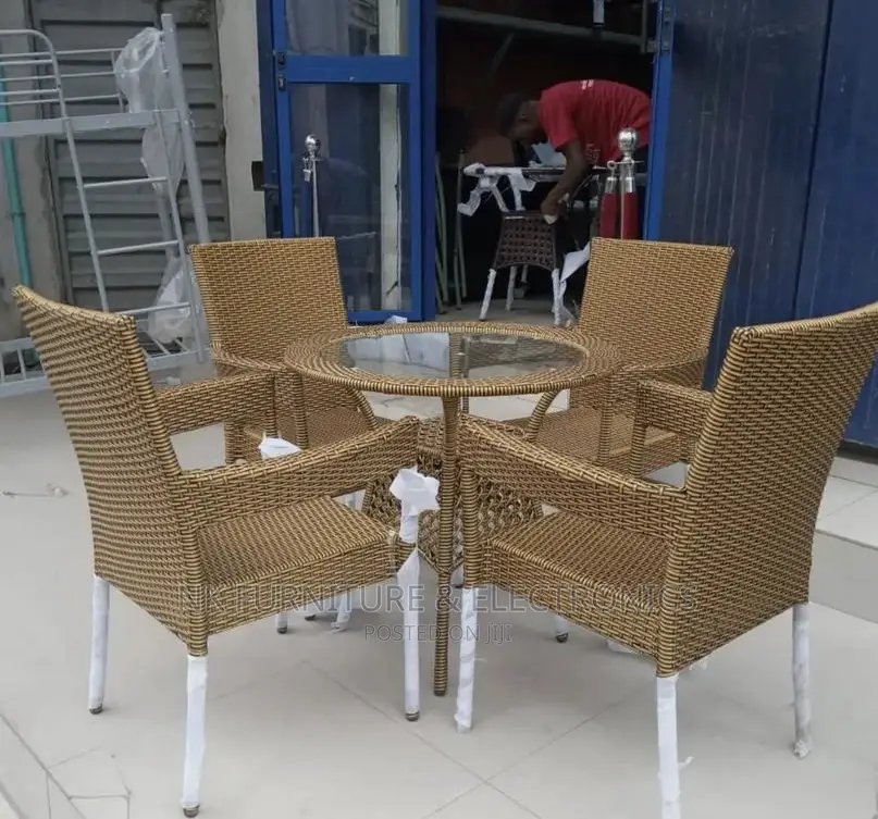 High Quality Rattan Table And Chairs