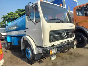 Mercedes Truck Water Tanker 1200 Liters
