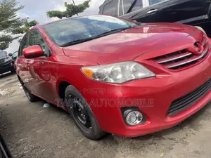 Toyota Corolla 2013 Red