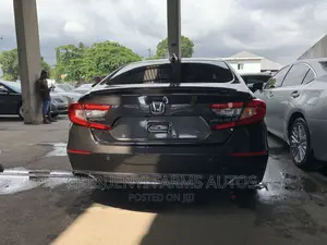 Honda Accord Touring 2.0T 2018 Brown