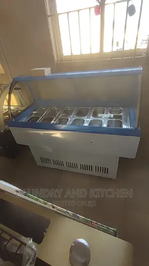 Ice Cream Display Freezer for Commercial Use