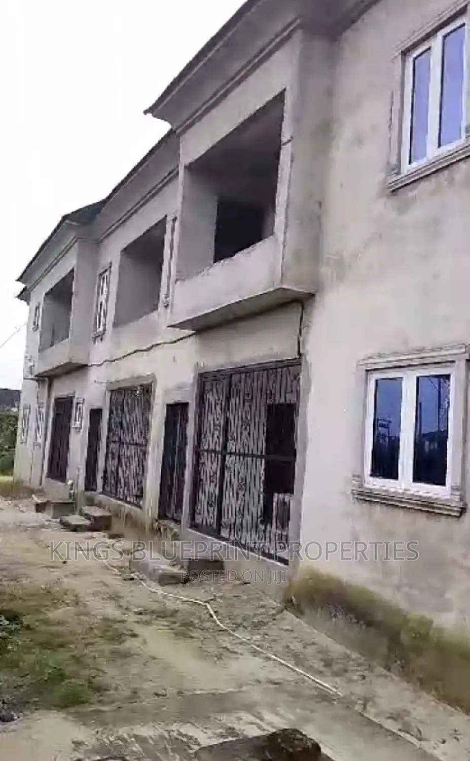 3bdrm Block of Flats in Effurun, Warri for sale