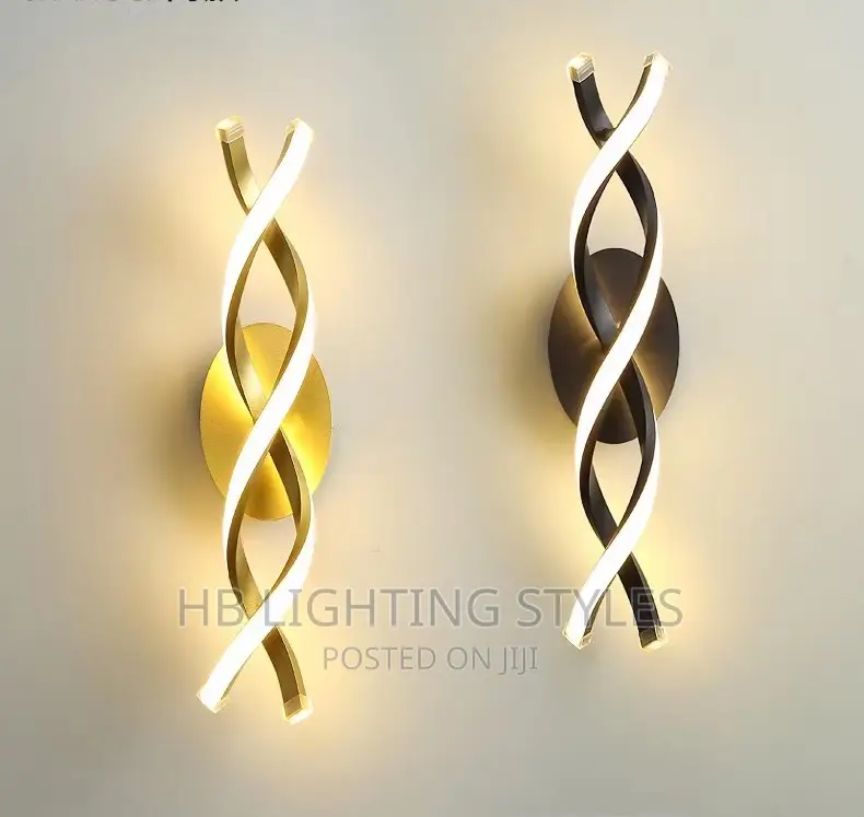 Led Gold and Black Wall Bracket Light
