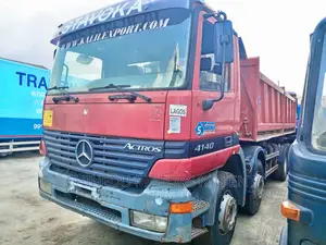 Mercedes Actros 4140 Dumper 12 Tyres
