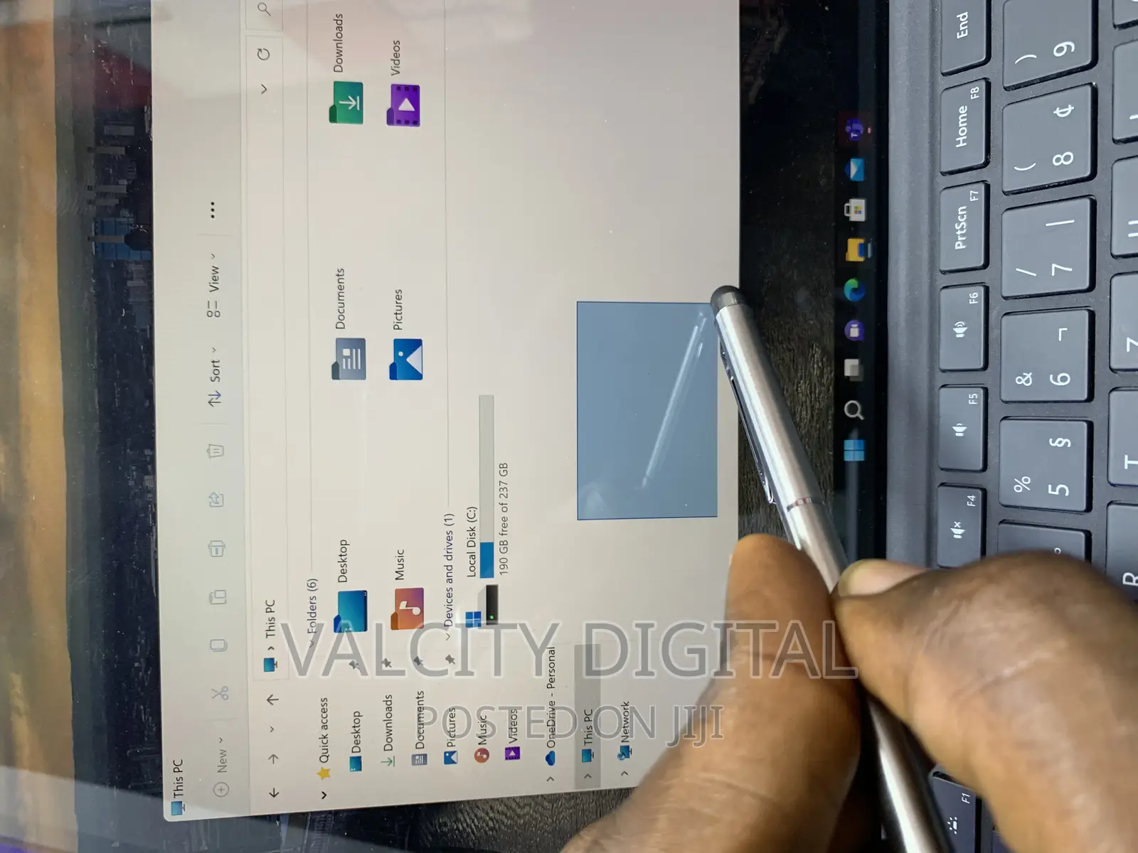 Universal Stylus Pen and Regular Pen Combine