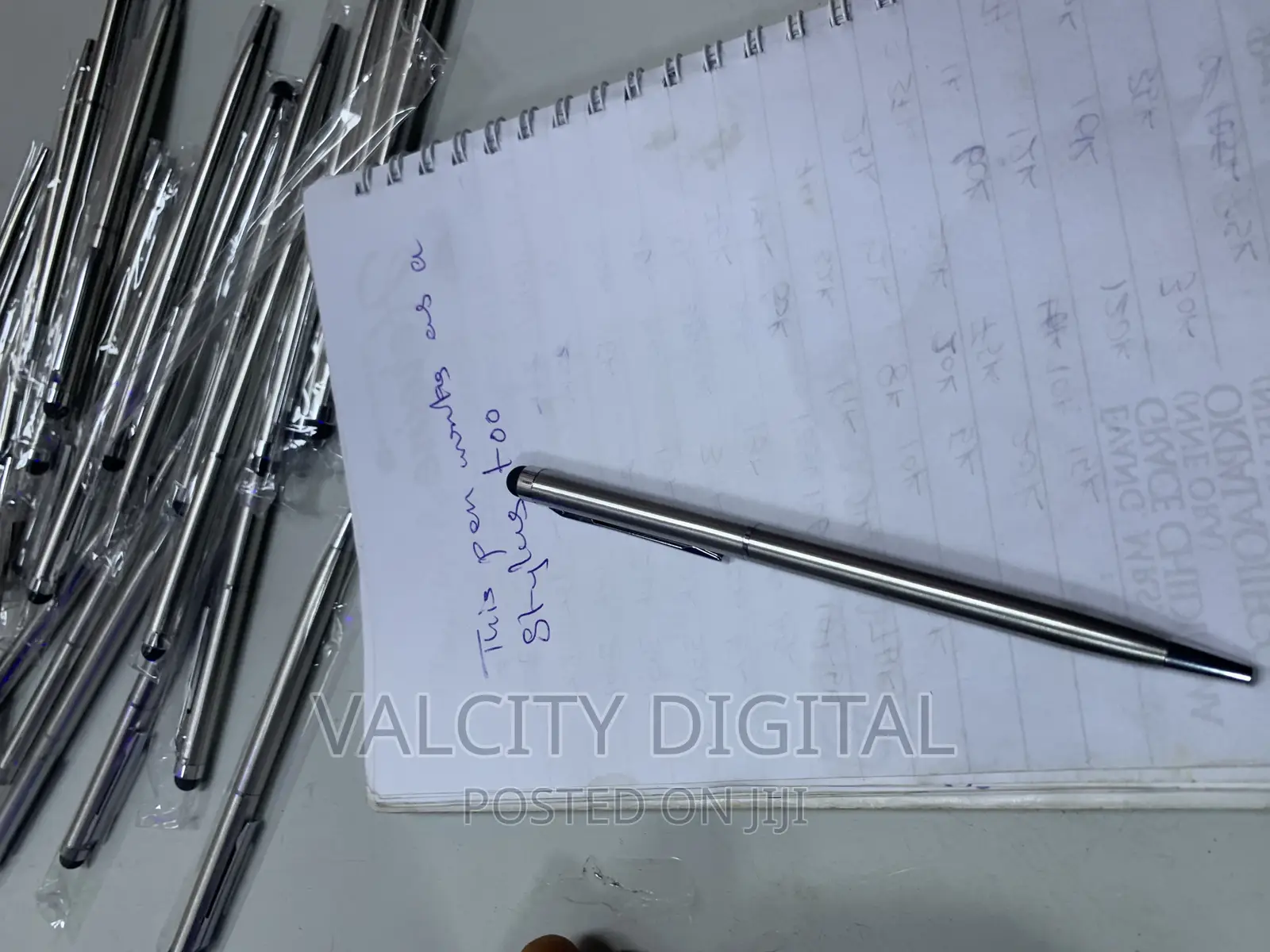 Universal Stylus Pen and Regular Pen Combine