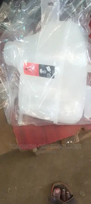 Water Can Nissan Pathfinder 010 Model