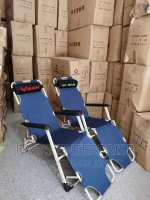 Multifunctional Folding Recliner Chair