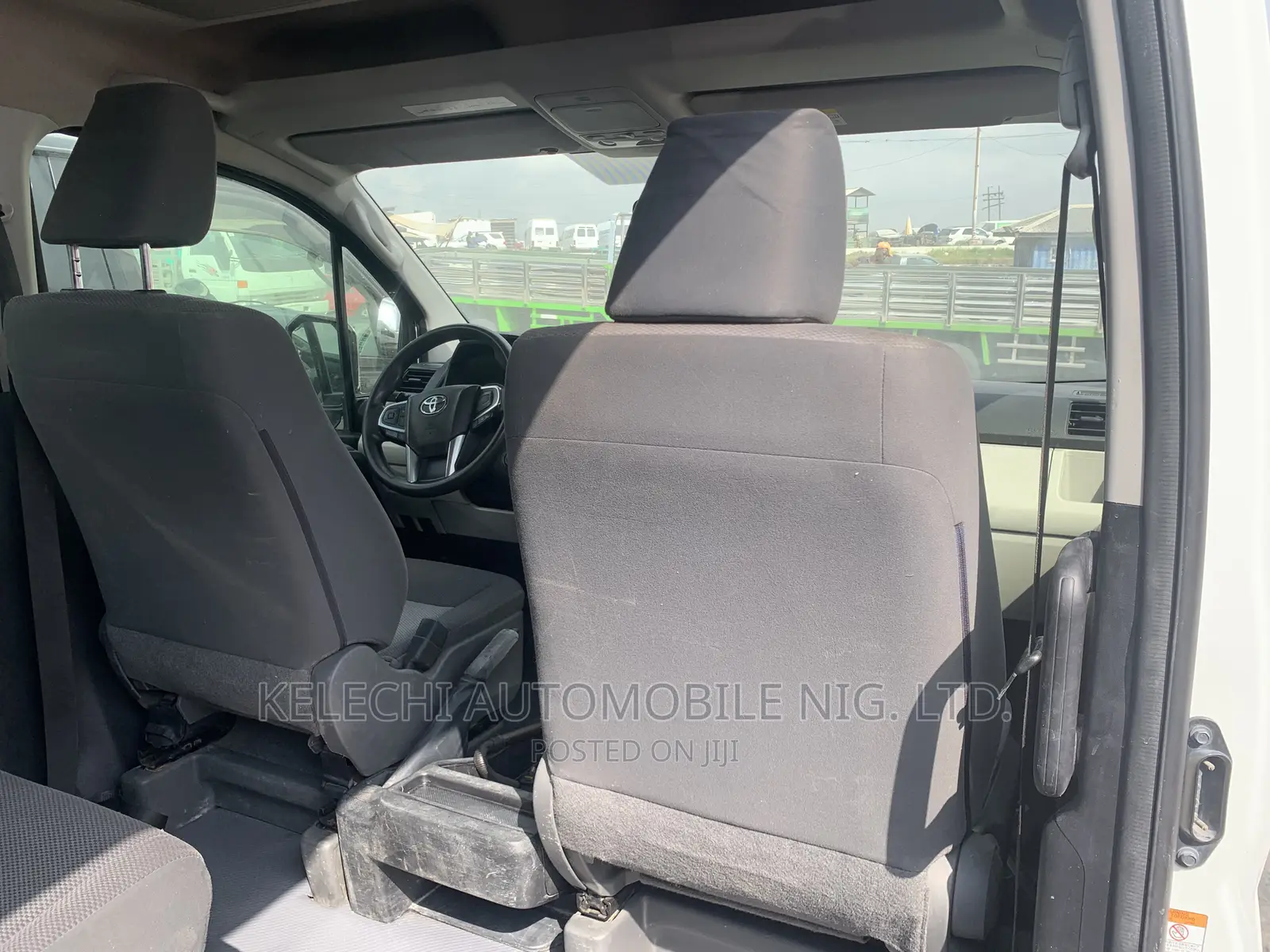 Toyota HiAce 2019 White