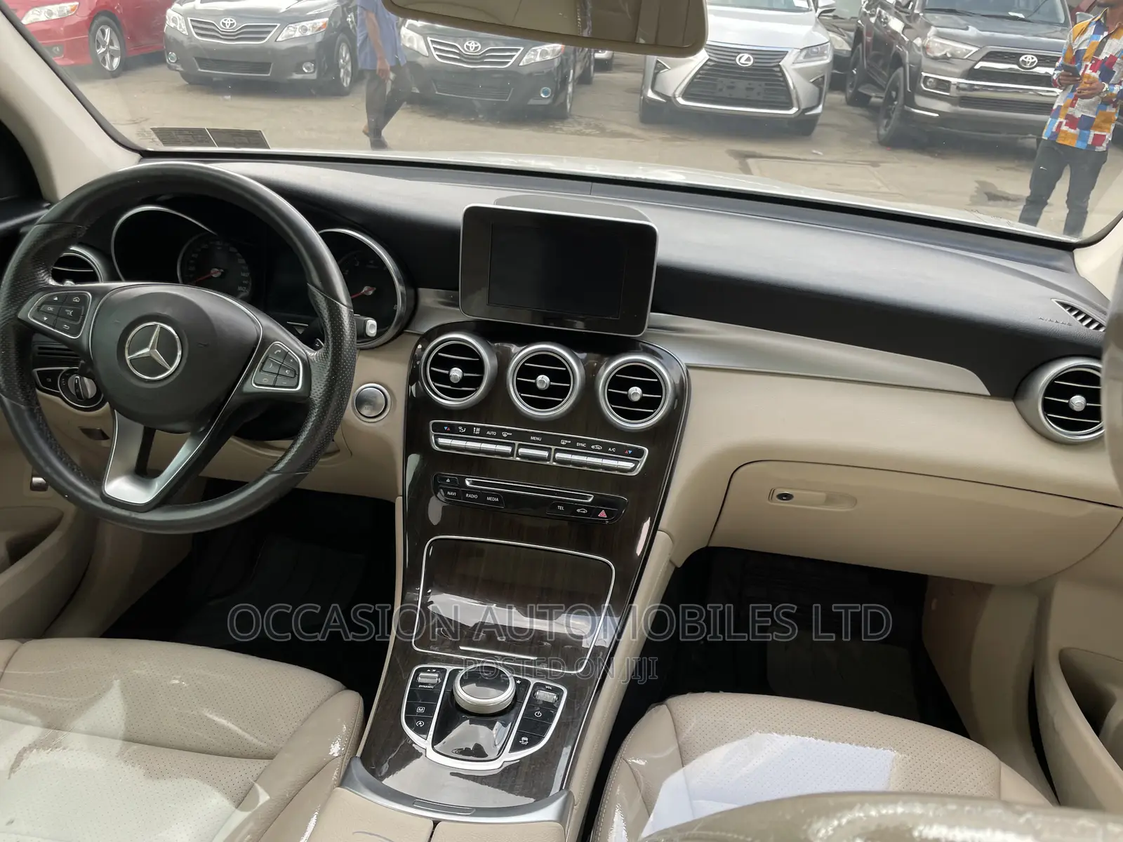 Mercedes-Benz GLC-Class 2017 White