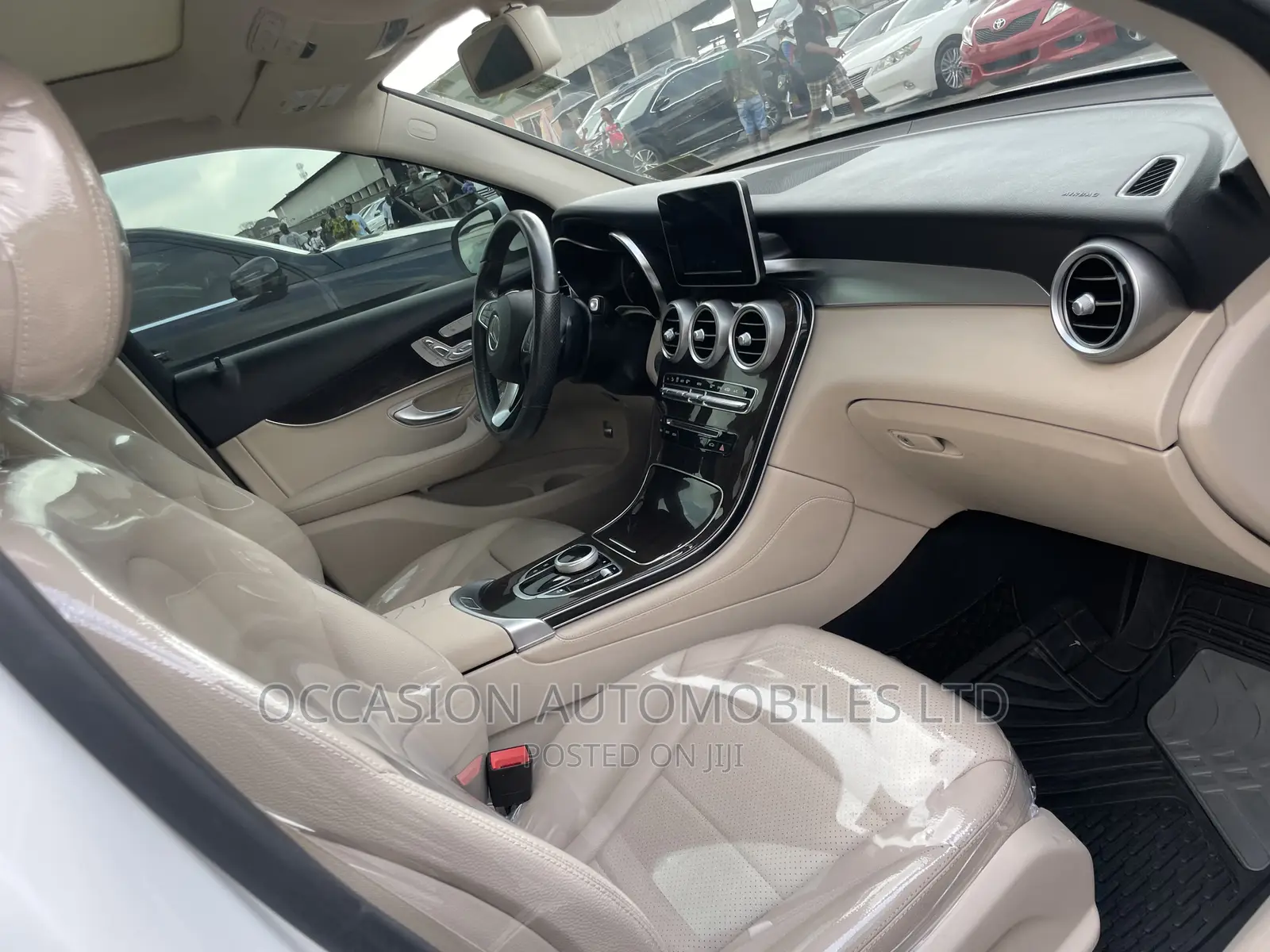 Mercedes-Benz GLC-Class 2017 White