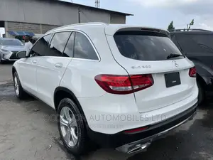 Mercedes-Benz GLC-Class 2017 White