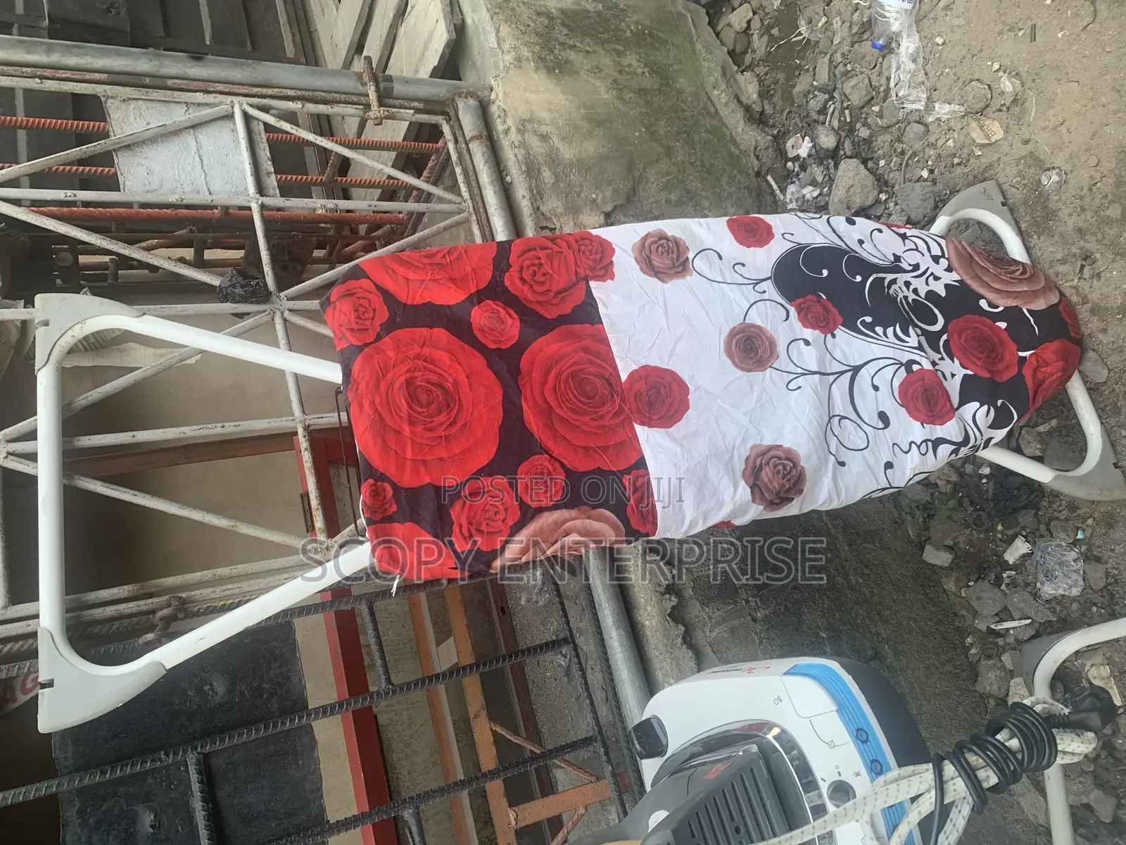 Industrial Ironing Table With Element for Laundry