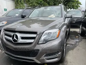 Mercedes-Benz GLK-Class 350 4MATIC 2014 Gold