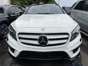 Mercedes-Benz GLA 250 2018 White
