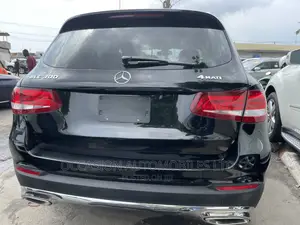 Mercedes-Benz GLC-Class 2016 Black