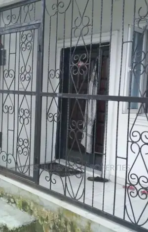 3bdrm Block of Flats in Effurun, Warri for sale