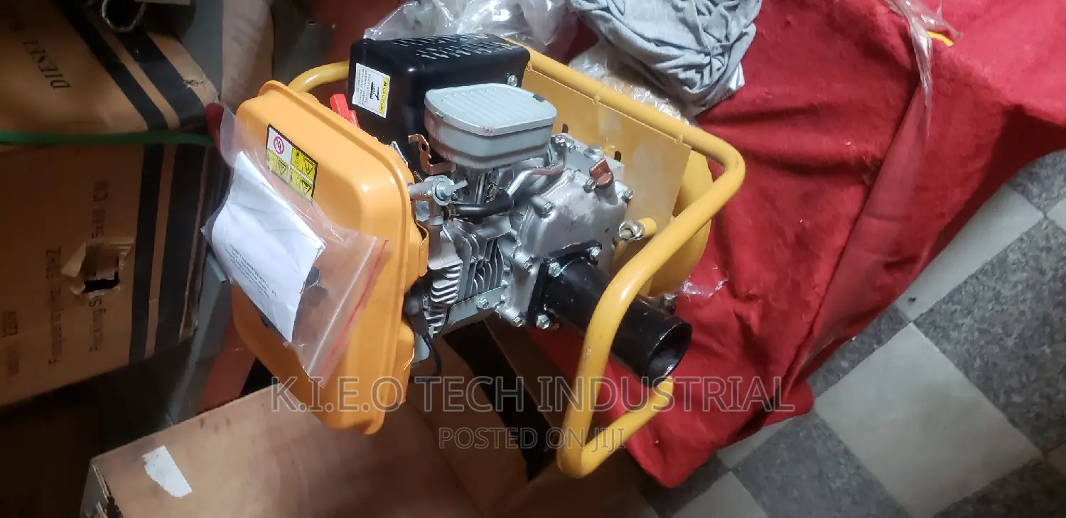 Pokar Vibrator Machine