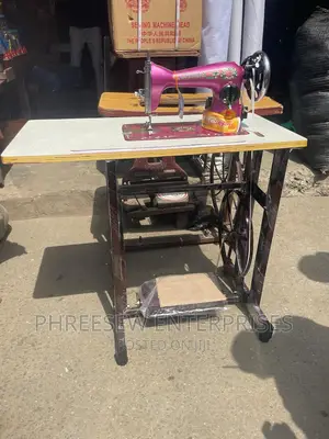 Citizen Semi Industrial Sewing Machine.