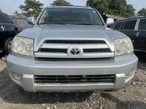 Toyota 4-Runner Limited V6 4x4 2005 Silver