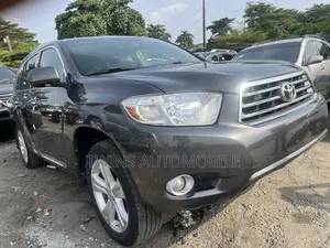 Toyota Highlander Limited 2010 Gray