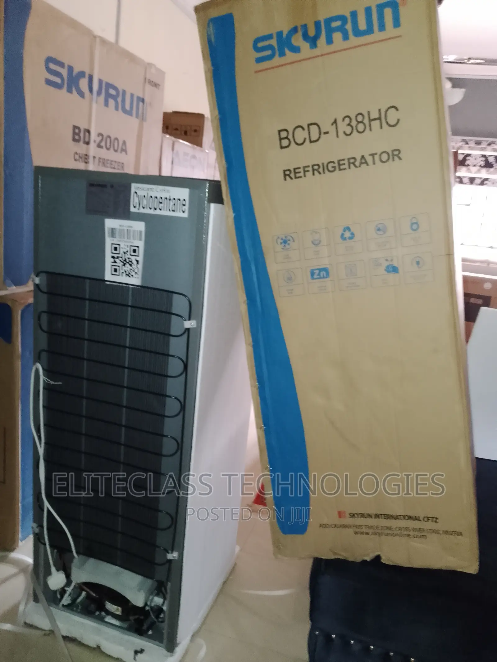 Dark Silver Skyrun BCD-138HC Refrigerator